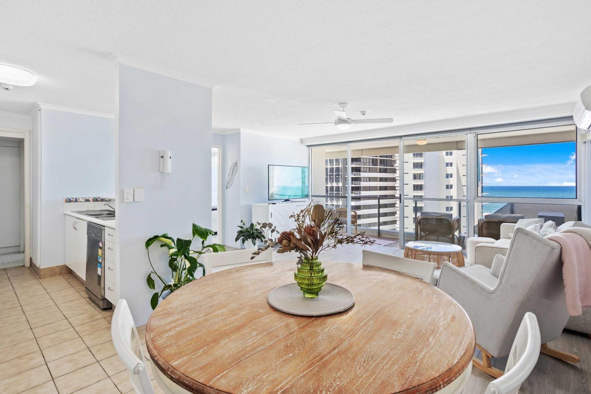 Baronnet Apartments Gold Coast Exterior foto