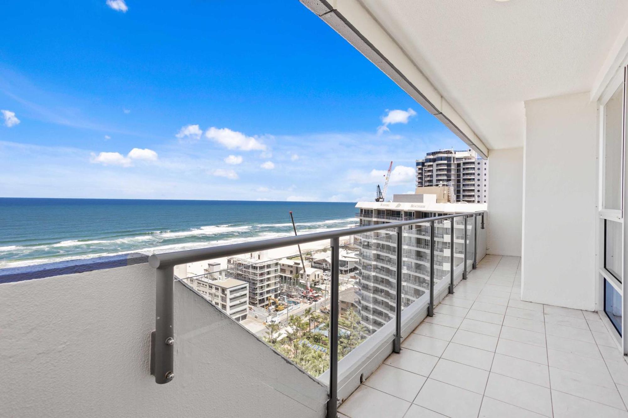 Baronnet Apartments Gold Coast Exterior foto