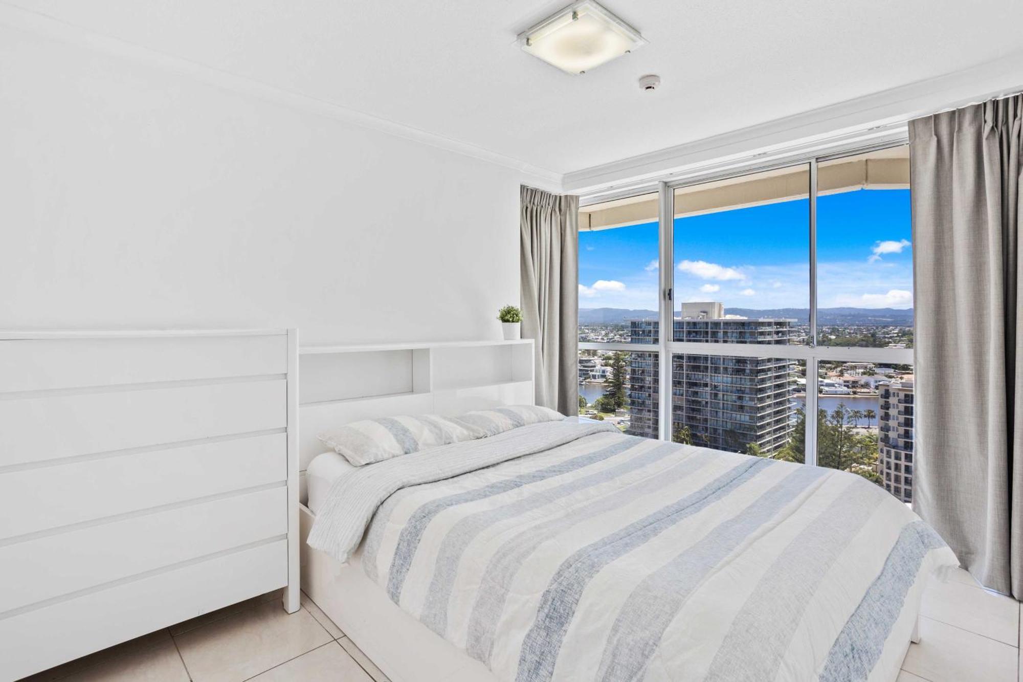 Baronnet Apartments Gold Coast Exterior foto